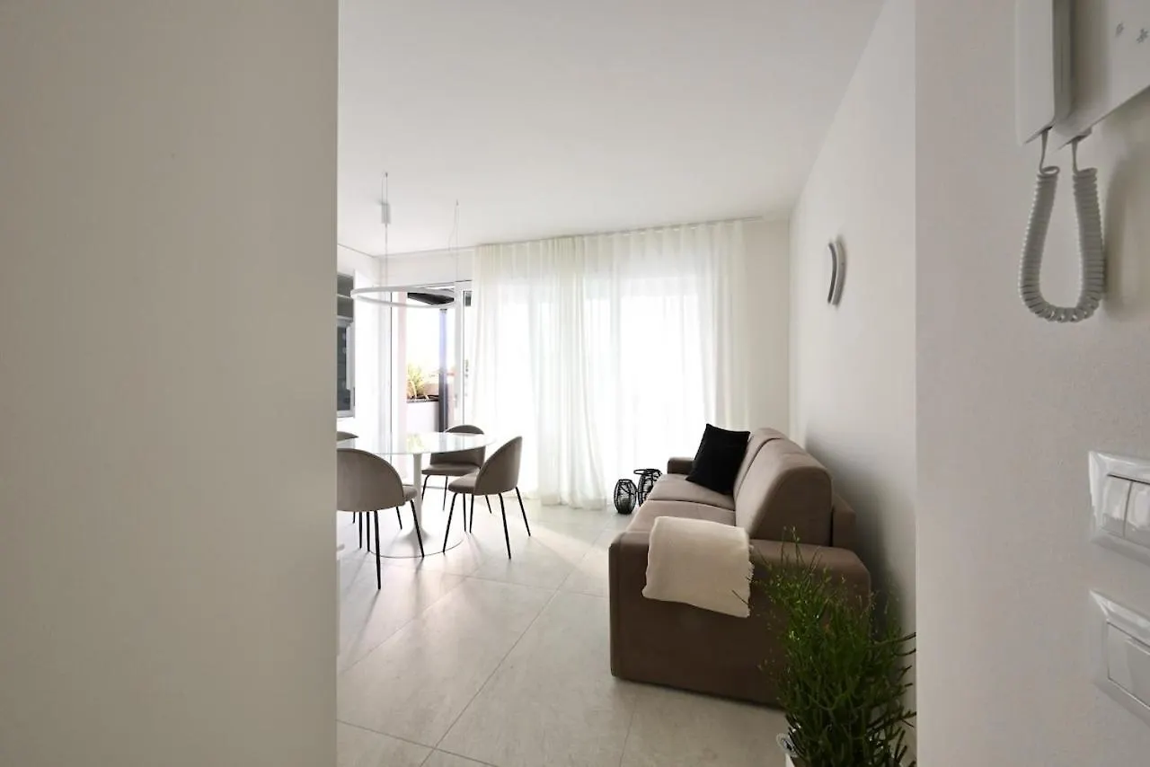 Key West Apartment Τζεσόλο Λίντο