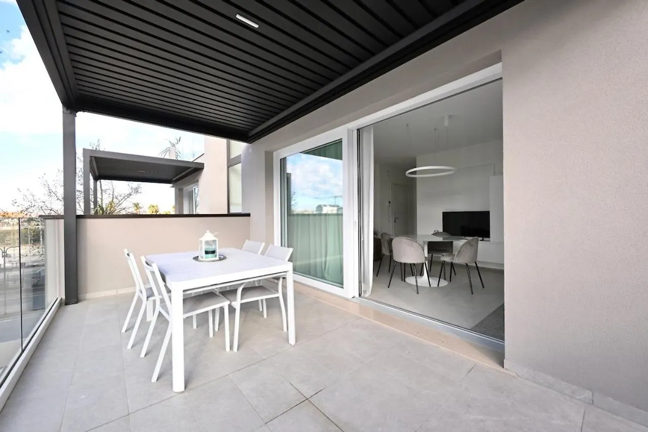 Key West Apartment Τζεσόλο Λίντο 0*,  Ιταλία